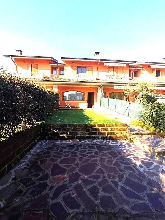Villa a schiera centrale - Immagine 2