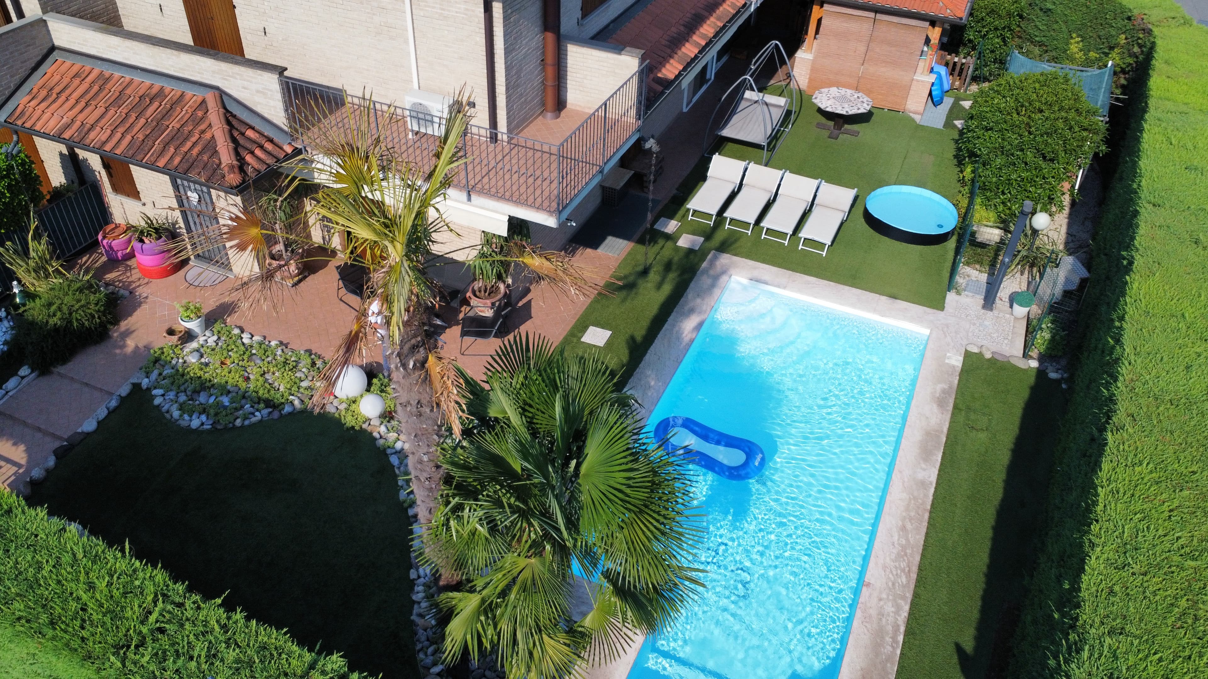 Villa con piscina - Immagine 5