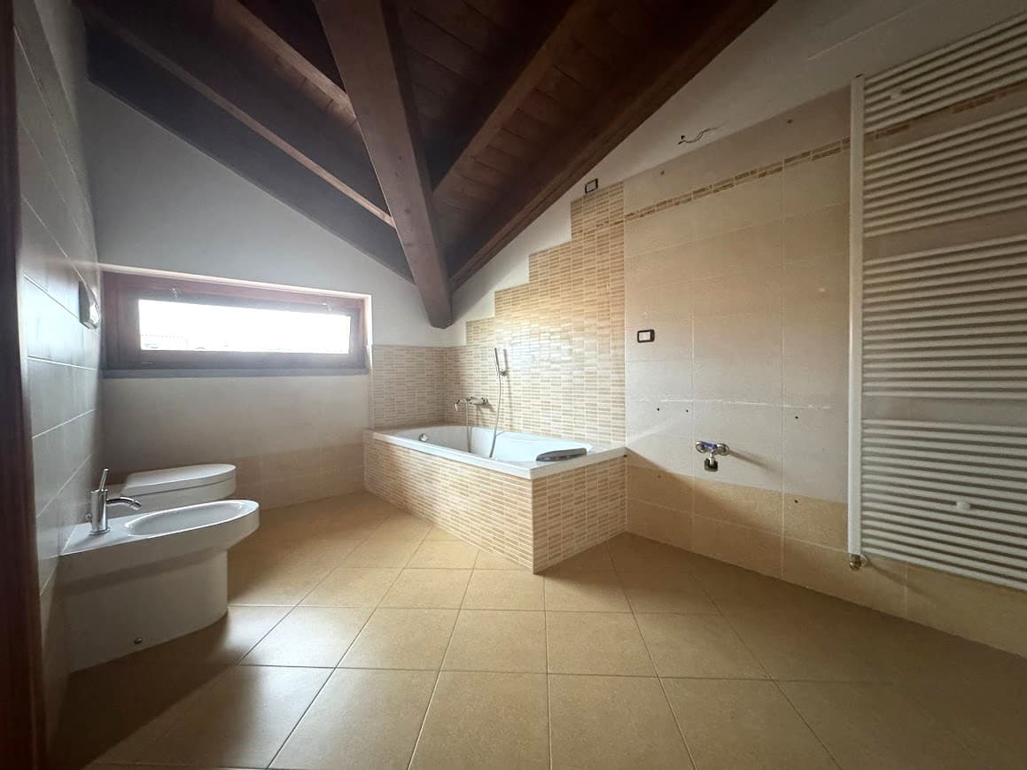 Duplex in villa - Immagine 4