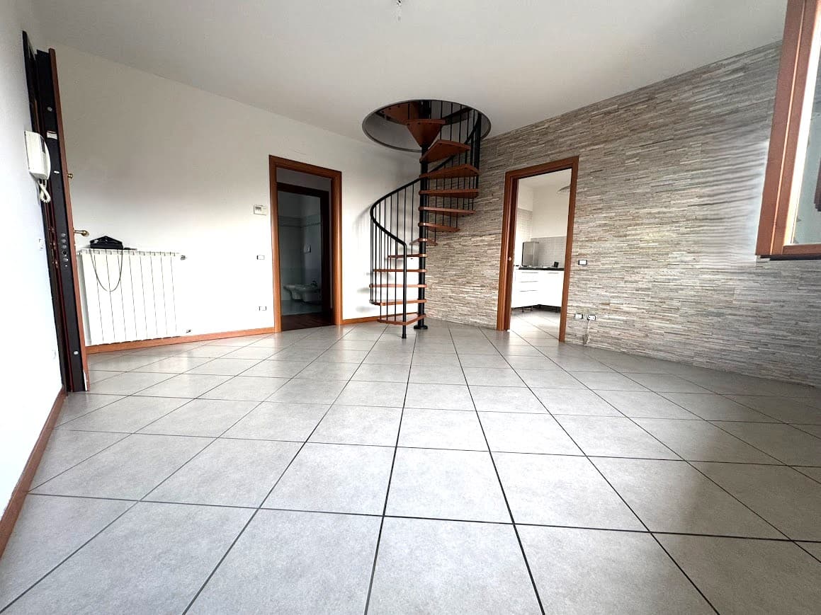 Duplex in villa - Immagine 2