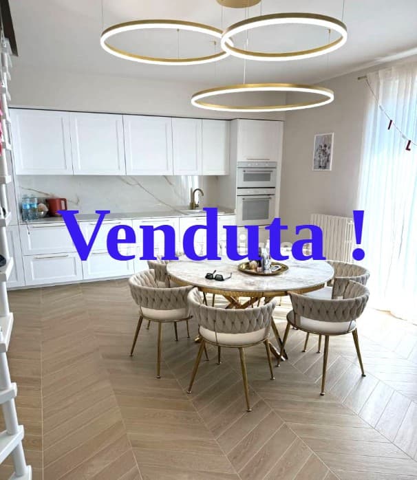 Bellissimo duplex finemente ristrutturato